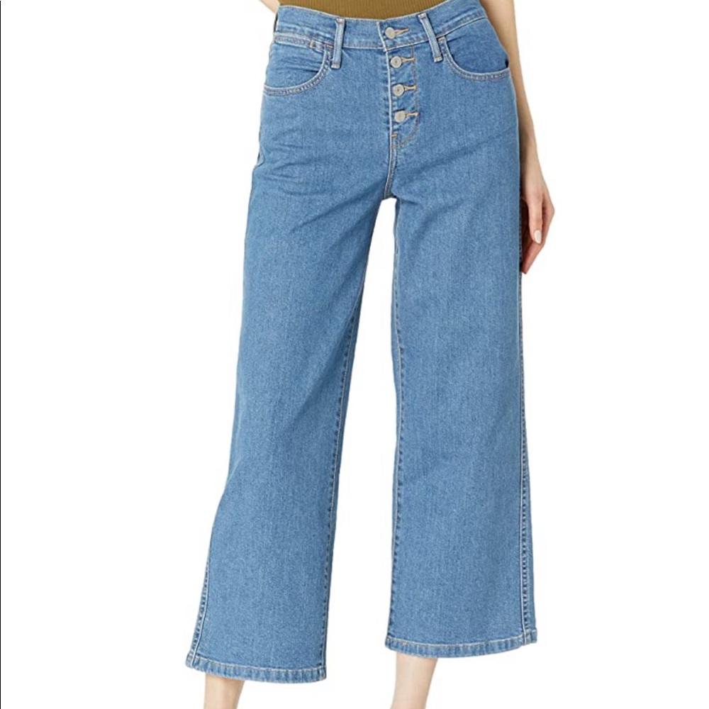 Mile high wide leg cropped Levi’s
